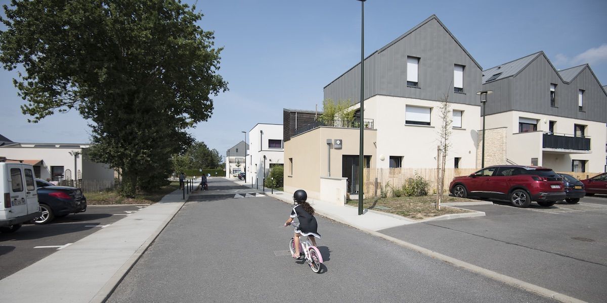 Nouvoitou - Quartier de la Lande - Enfant vélo / Projet Territoires Rennes