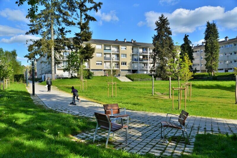 Square Josephine Pencalet