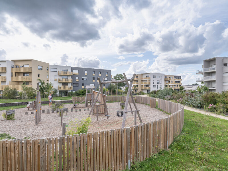 Le Rheu - Quartiers de La Trémelière - Aire de jeux Place Pierre Laroque