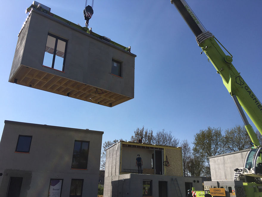 Installation des maisons modulaires Té.Ho